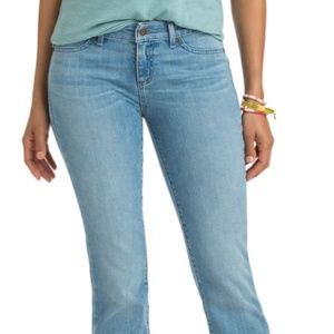 NWT Vineyard Vines Fog Wash Flared Denim Jeans - Size 0, Perfect Condition!